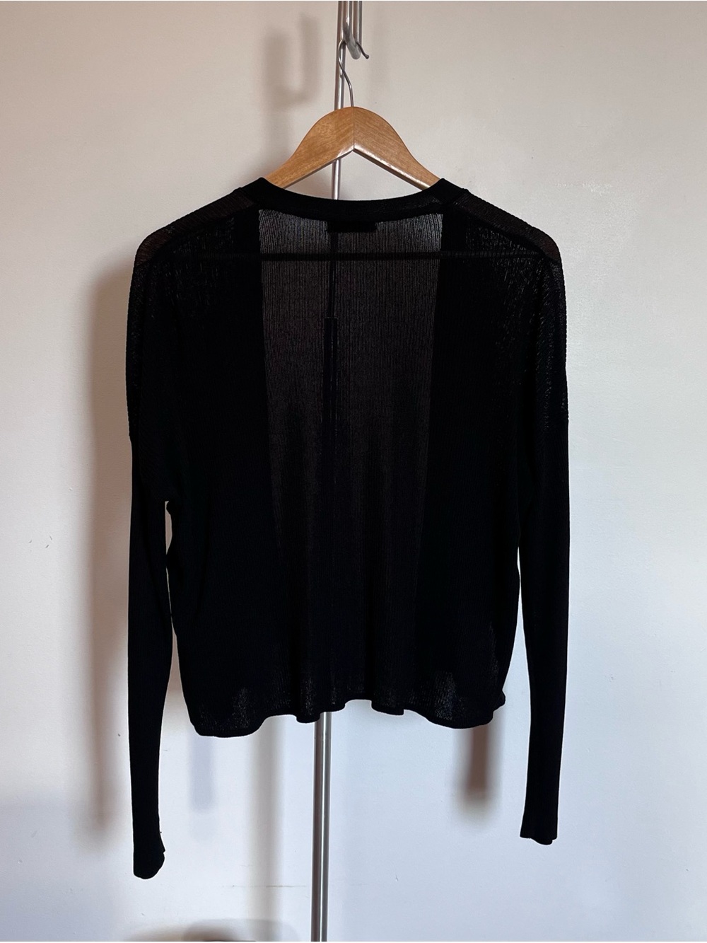 Babaton Black Open-Front Lightweight Cardigan - Picture 3 of 8